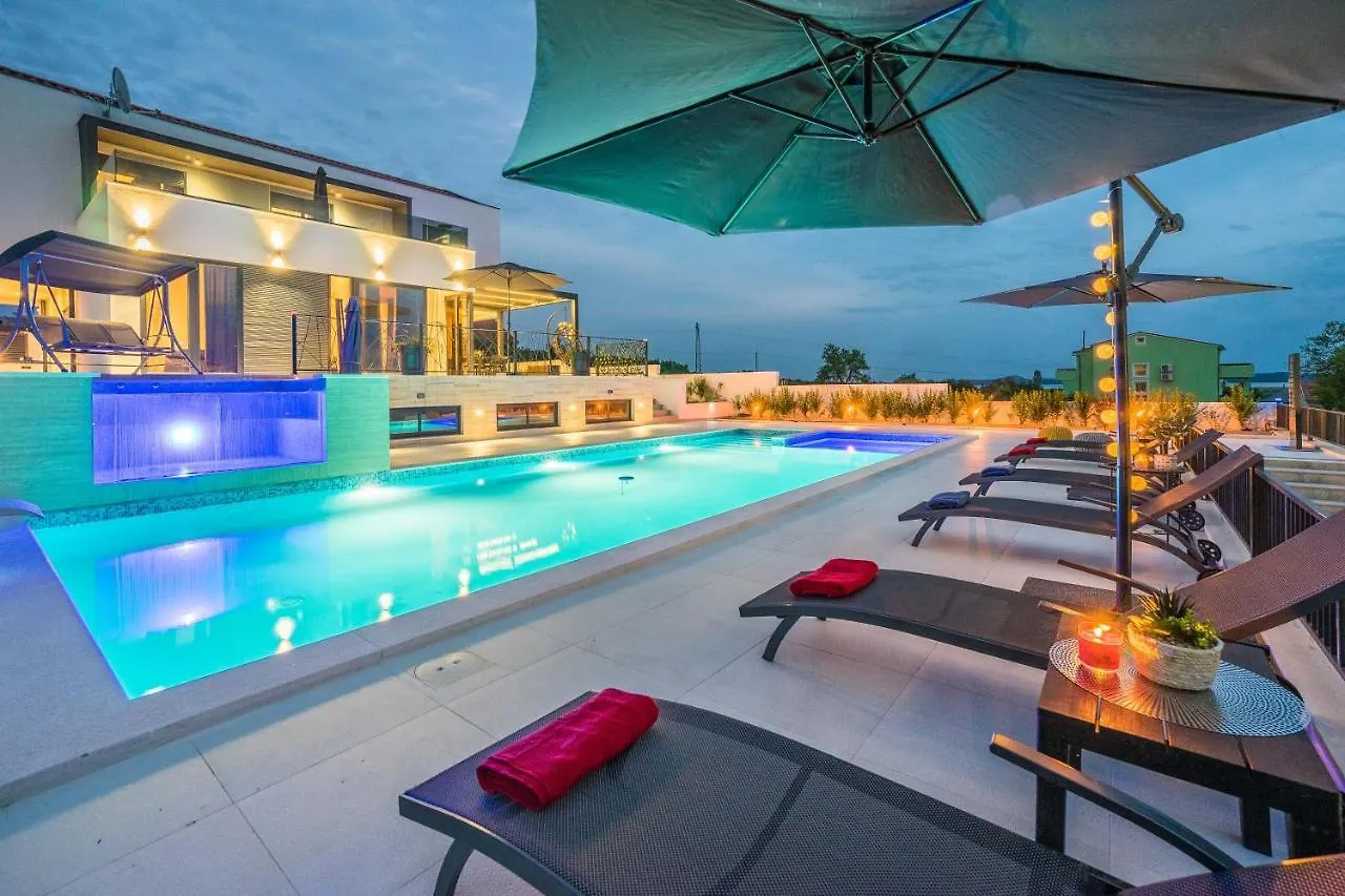 Villa Lara Vrana Vrana